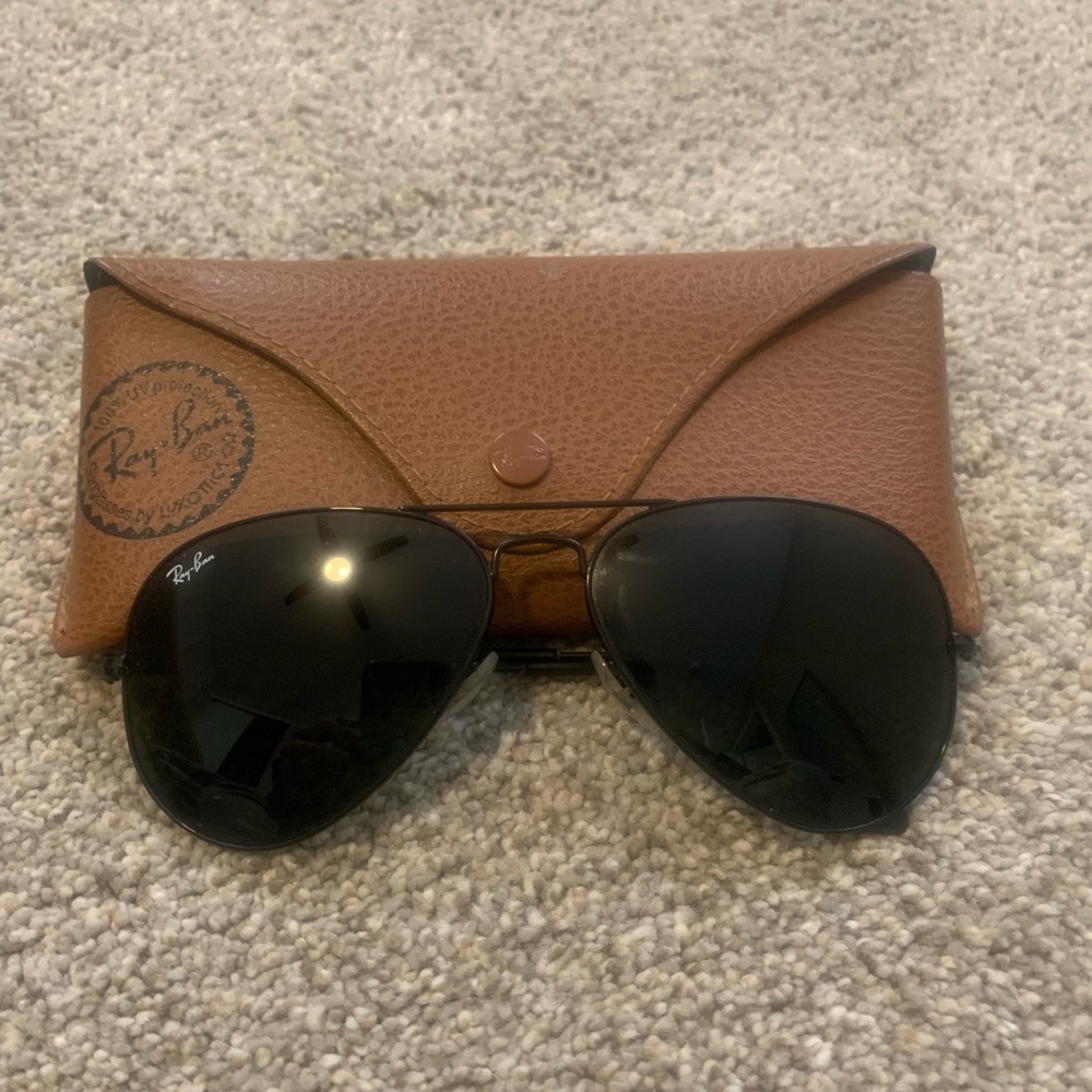 Ray-Ban Classic Black Aviators